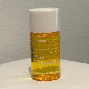 Ma:not Pure Cleansing Oil, New, Never Used! 0.84 Fluid Ounces